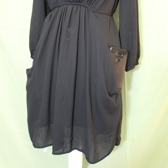 Flattering Black Baby Doll Dress - Picture 3 of 14